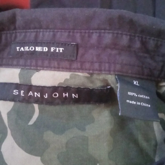 Sean John tailor fit shirt size xl. ( box E ) - Picture 4 of 4